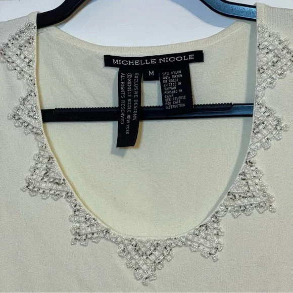 #88 MICHELLE NICOLE IVORY EMBELLISHED TANK TOP MEDIUM - Picture 3 of 4